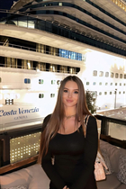Stunning Ukrainian woman ilona from kiev with Light Brown hair age 26 photo-3