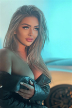 Perfect woman paula from toronto with Light Brown hair age 33 photo-6