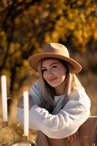 Belle mariée ukrainienne yuliia de dnepr avec Blond cheveux, âge 37