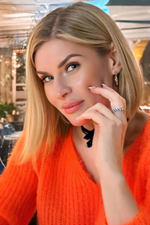 Sortir avec une femme allemande kristina de berlin avec Blond cheveux 41 ans