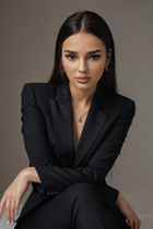 Moldovan girl for marriage daniela from kishinev with Dark Brown hair age 29 photo-6