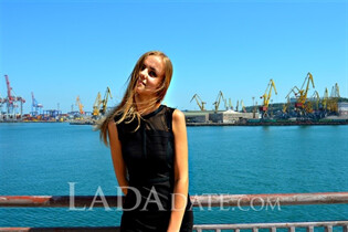 Gorgeous Ukrainian woman victoriya from odessa with Blonde hair age 28 photo-11