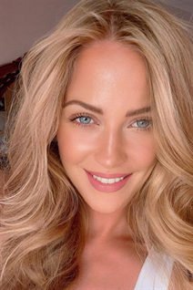 Dame d'Ukraine katrin de kiev avec Blond cheveux, âge 38