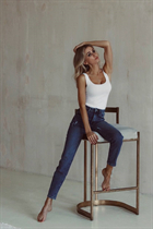 Girl from flagstaff marina with Blonde hair age 44 photo-31