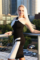 Jolie fille iryna de houston avec Blond cheveux, âge 41 photo-14