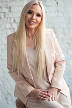 Ukrainian woman online tetiana from kherson with Blonde hair age 52 photo-4