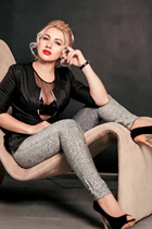 Deslumbrante novia ucraniana vera de dnepr con pelo Rubio y edad 45 photo-4