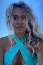 Ukrainian woman for dating viktoriia from kharkov with Blonde hair age 53 photo-1