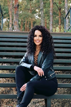 Chica ucraniana anastasia de kiev con pelo Marrón oscuro y edad 39 photo-12