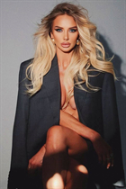 Dame d'Ukraine elena de odessa avec Blond cheveux, âge 46