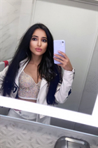 Dating ukrainian woman naina from kiev with Dark Brown hair age 33 photo-10