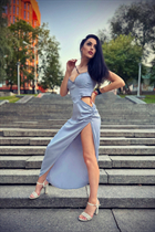Beautiful single ukrainian woman lubov from kiev with Black hair age 38 photo-5