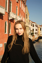 Ukrainian pretty girl anastasiia from kiev with Blonde hair age 24 photo-6