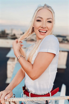 Dama ucraniana soltera elena de kiev con pelo Rubio y edad 32 photo-12
