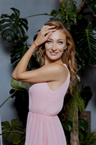 Gorgeous Ukrainian bride ludmyla from sumy with Light Brown hair age 44 photo-2