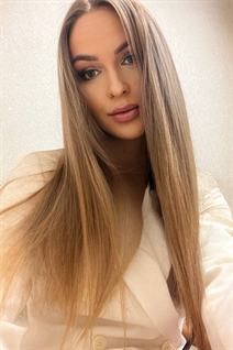 Perfect woman lilia from manassas with Light Brown hair age 42