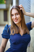 Hermosa mujer ucraniana olga de zaporozhye con pelo Marrón claro y edad 22 photo-12