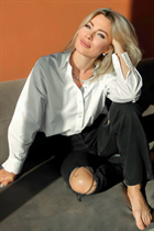 antalya bride elena with Blonde hair age 51 photo-8