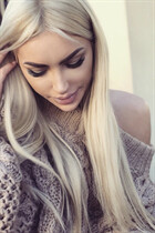 Ukrainian bride oleksandra from uzhgorod with Blonde hair age 32 photo-5