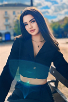 Pretty girl valeria from madrid with Dark Brown hair age 19 photo-25