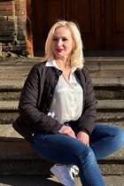 Beautiful single ukrainian woman svitlana from kyiv with Blonde hair age 49 photo-8