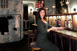 Meet Ukrainian girl julia from zaporozhye with Dark Brown hair age 39 photo-38