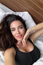 Gorgeous Ukrainian bride khrystyna from bali with Dark Brown hair age 36 photo-12