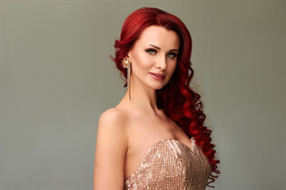 Esposa de Ucrania elizaveta de kiev con pelo Rojo y edad 39 photo-3