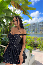 Perfect woman maryna from hollywood with Black hair age 31 photo-2