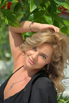 Perfect woman anna from naples with Blonde hair age 31 photo-12