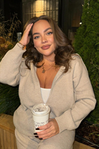 Russian bride online arina from moscow with Blonde hair age 27 photo-14