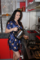 Wife from Ukraine marta from krivoy rog with Black hair age 41 photo-27