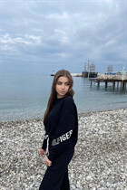 Femme ukrainienne alina de kiev avec Noirs cheveux, âge 26 photo-9