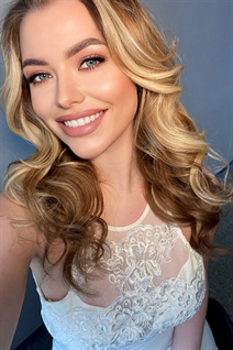 Mariée ukrainienne célibataire julia de kiev avec Blond cheveux, âge 28