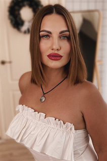 Ukrainian girl for marriage olga from nikolaev with Light Brown hair age 48