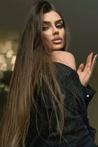 Femme parfaite tatiana de paris avec Chatain clairs cheveux, âge 40 photo-23