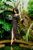 Chica en Ucrania olena de lviv con pelo Negro y edad 39 photo-1