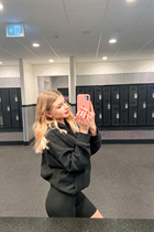 Girl from moncton veronika with Blonde hair age 23 photo-2