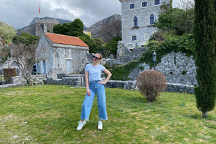 Perfect woman victoria from vienna with Blonde hair age 43 photo-68