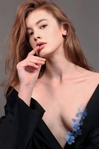 Dame d'Ukraine alyona de lviv avec Blond cheveux, âge 30 photo-4