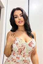 Bride from bratislava barbora with Dark Brown hair age 35 photo-16