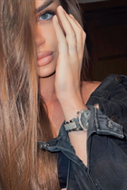 Femme parfaite tatiana de paris avec Chatain clairs cheveux, âge 40 photo-3
