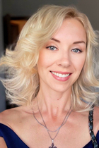 Femme parfaite lidiia de varna avec Blond cheveux, âge 44