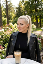 Ukrainian bride iryna from kyiv with Blonde hair age 43 photo-16