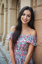 Chica en Ucrania valentina de odessa con pelo Marrón oscuro y edad 26 photo-2