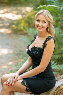 Russian bride kristina from nikolaev with Blonde hair age 34