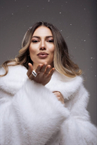 Pretty girl victoria from vienna  with Light Brown hair age 35 photo-41