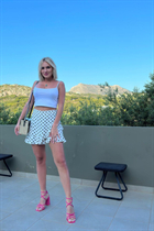 Ukrainian girl for marriage julia from kiev with Dark Brown hair age 33 photo-30