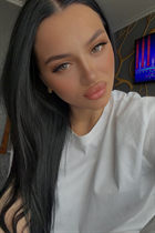 Beautiful wife from Ukraine viktoriia from zaporizhzhia with Black hair age 22 photo-2