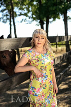 Moldovan lady ludmila from bender with Blonde hair age 51 photo-7